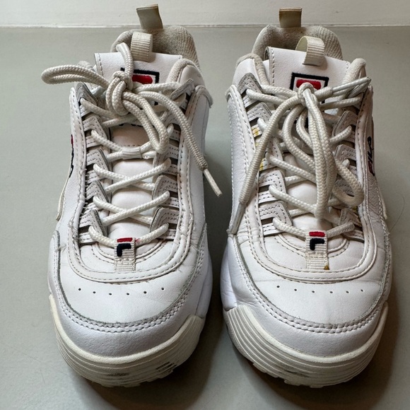 White Fila Chunky Sneakers | Size 7 | Vintage Style | Great Condition - Picture 3 of 17